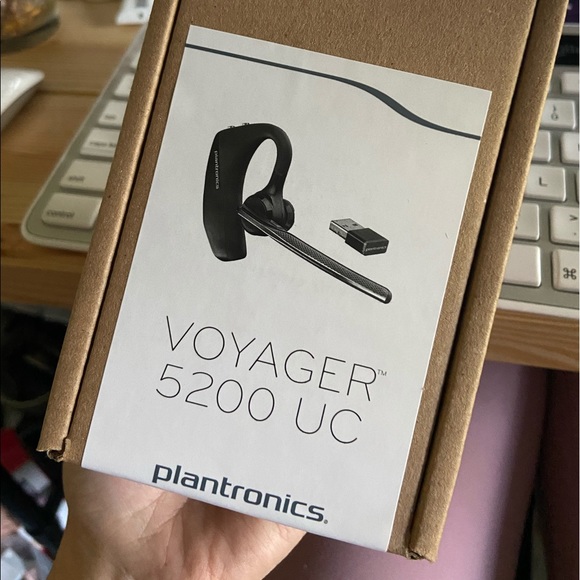 New plantronics 5200 - Picture 1 of 6